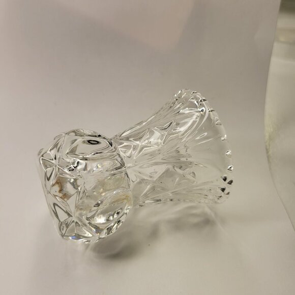 Small Crystal Mini Vase - Picture 7 of 9